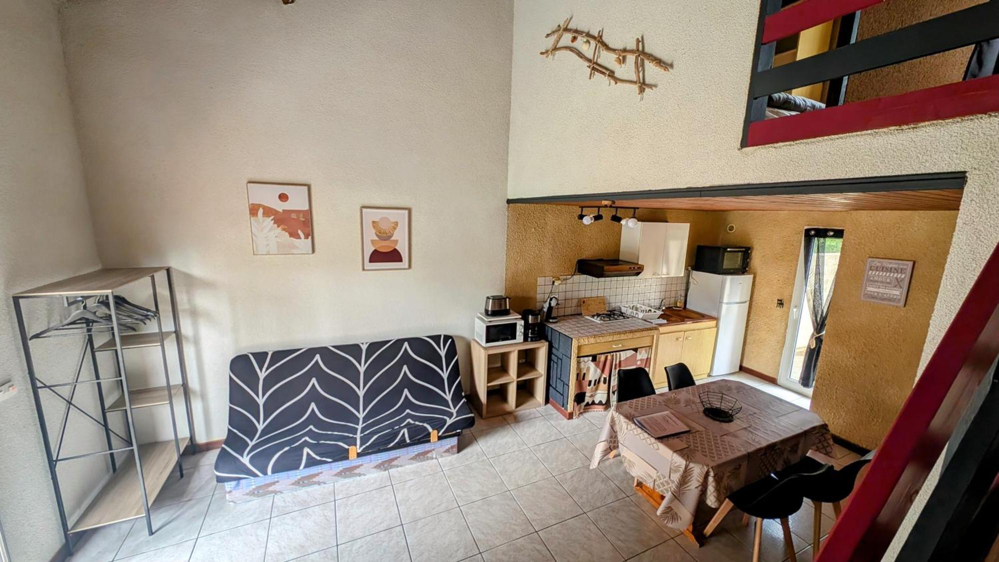 Gite La Capelle Roquefort Des Corbieres Sigean Narbonne Aude Room photo